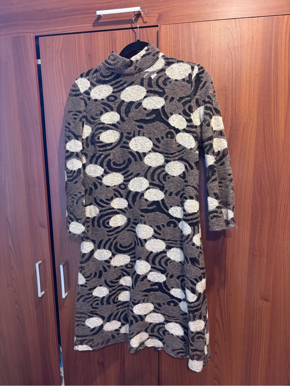 Chetta B Long Sleeve Turtleneck Dress in Gray and Cream